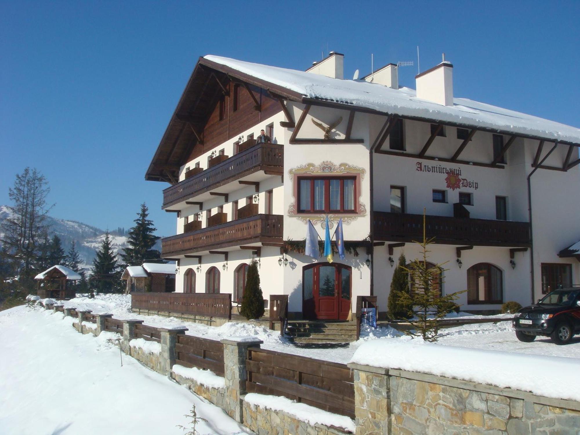 Alpenhof Pansion Hotel Slavske Eksteriør billede