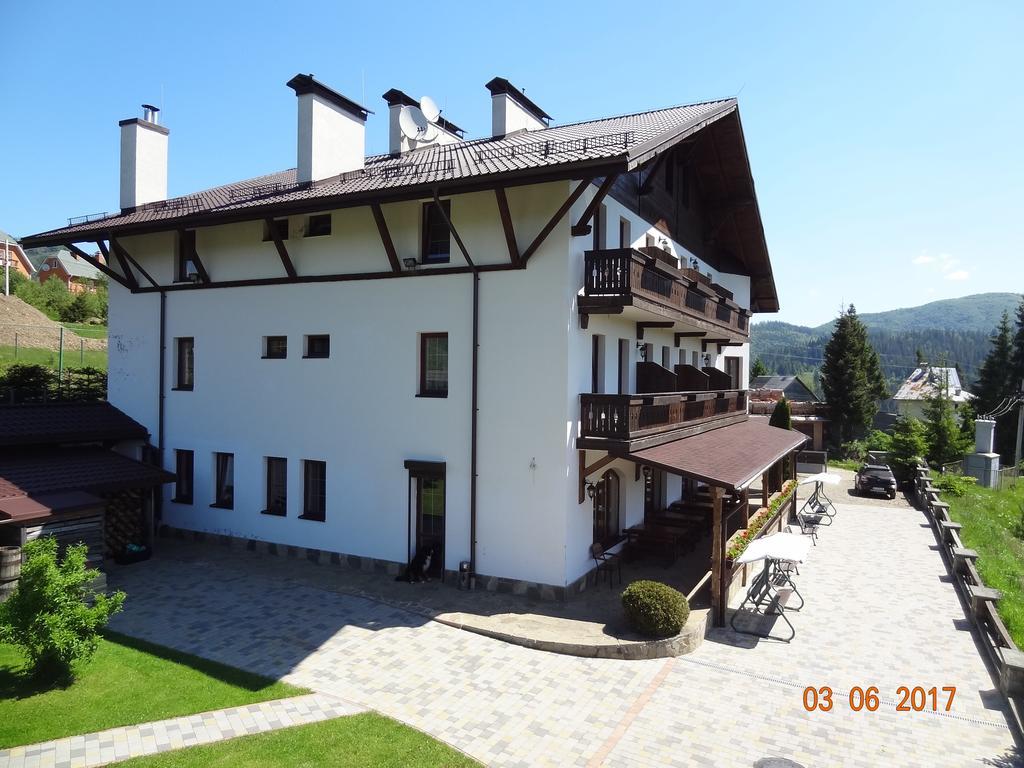 Alpenhof Pansion Hotel Slavske Eksteriør billede
